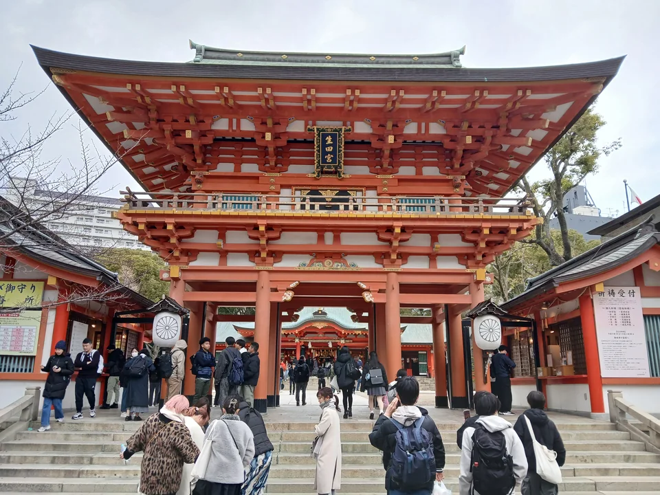 生田神社の楼門